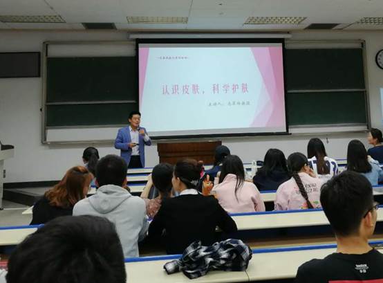 acbe44d35e8fc81815c160dc7c74f2d