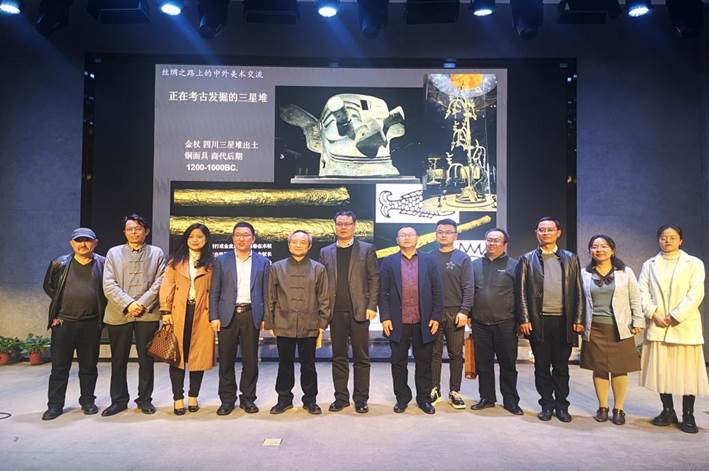 4152223a63b37557d7b4cc7ff4e3f98